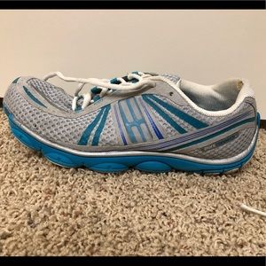 Brooks pure connect